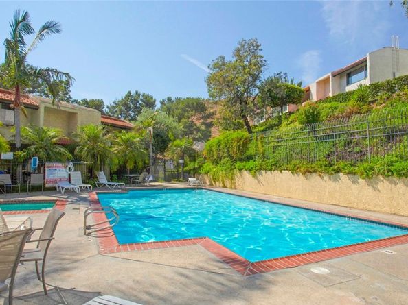 7901 Via Stefano, Burbank CA 91504