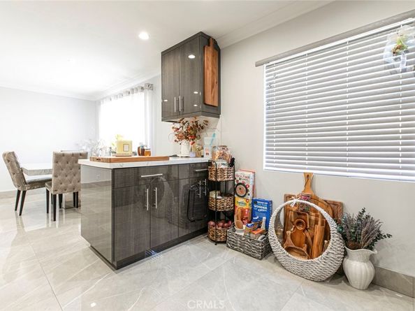 7901 Via Stefano, Burbank CA 91504