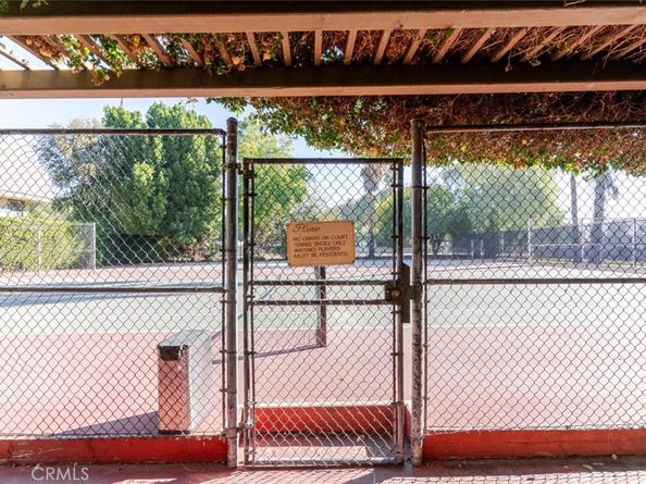 9000 Vanalden Avenue 117, Northridge CA 91324