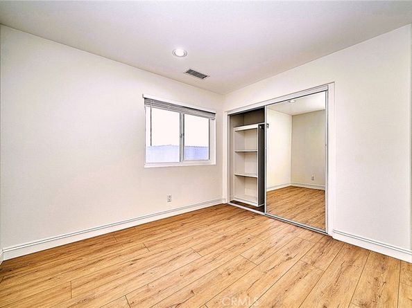 10357 Commerce Avenue 7, Tujunga CA 91042