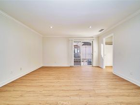 10357 Commerce Avenue 7, Tujunga CA 91042