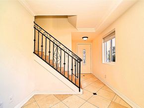 10357 Commerce Avenue 7, Tujunga CA 91042