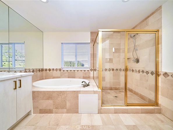 10357 Commerce Avenue 7, Tujunga CA 91042