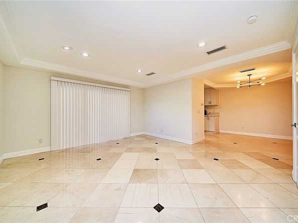 10357 Commerce Avenue 7, Tujunga CA 91042