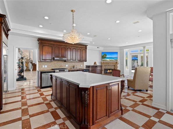 759 Foxkirk Road, Glendale CA 91206