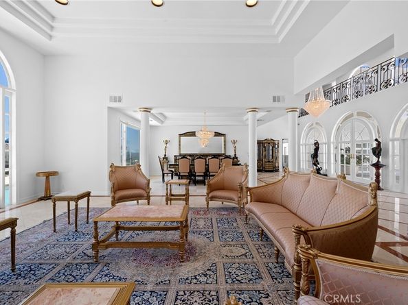 759 Foxkirk Road, Glendale CA 91206