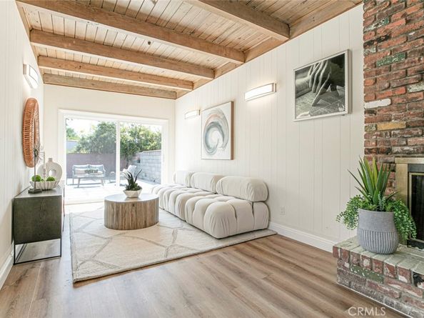 4250 McConnell Boulevard, Los Angeles CA 90066