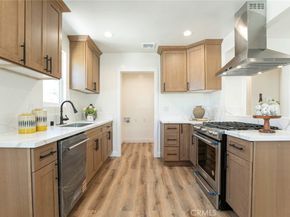 4250 McConnell Boulevard, Los Angeles CA 90066
