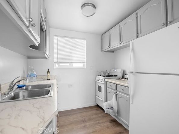 10224 Fernglen Avenue, Tujunga CA 91042