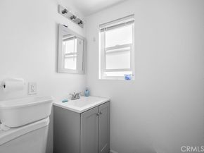 10224 Fernglen Avenue, Tujunga CA 91042