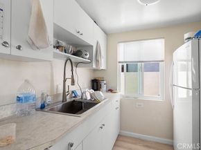 10224 Fernglen Avenue, Tujunga CA 91042