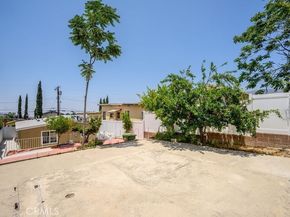10224 Fernglen Avenue, Tujunga CA 91042