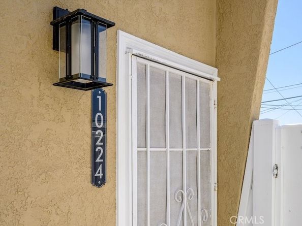 10224 Fernglen Avenue, Tujunga CA 91042