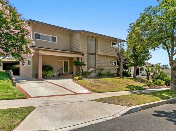 648 Uclan Drive, Burbank CA 91504
