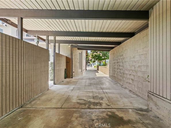 648 Uclan Drive, Burbank CA 91504