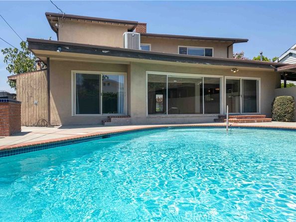 648 Uclan Drive, Burbank CA 91504