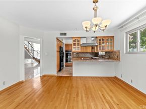 648 Uclan Drive, Burbank CA 91504