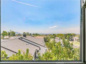 648 Uclan Drive, Burbank CA 91504
