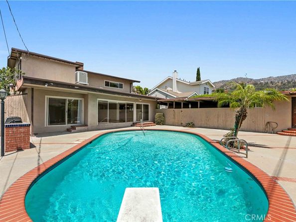 648 Uclan Drive, Burbank CA 91504