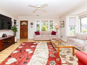 641 Canyon Drive, Glendale CA 91206