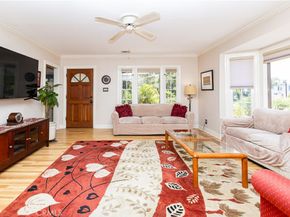 641 Canyon Drive, Glendale CA 91206