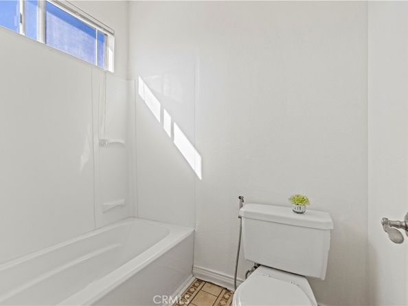 19431 Rue De Valore 44B, Lake Forest CA 92610