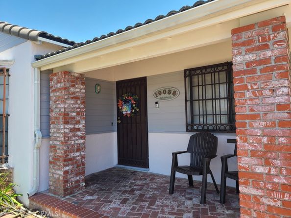 10038 S St Andrews, Los Angeles CA 90047