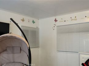 10038 S St Andrews, Los Angeles CA 90047