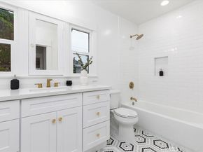 132 Belmont Avenue, Long Beach CA 90803