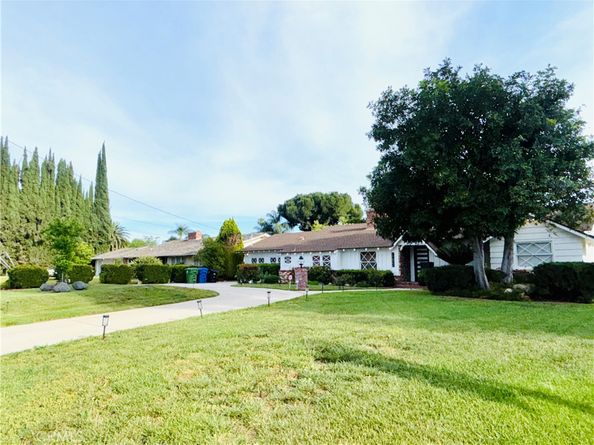 17822 Community, Northridge CA 91325