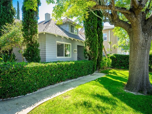 892 S Marengo, Pasadena CA 91106