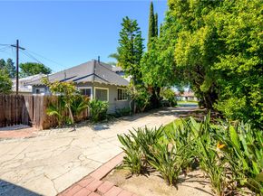 892 S Marengo, Pasadena CA 91106