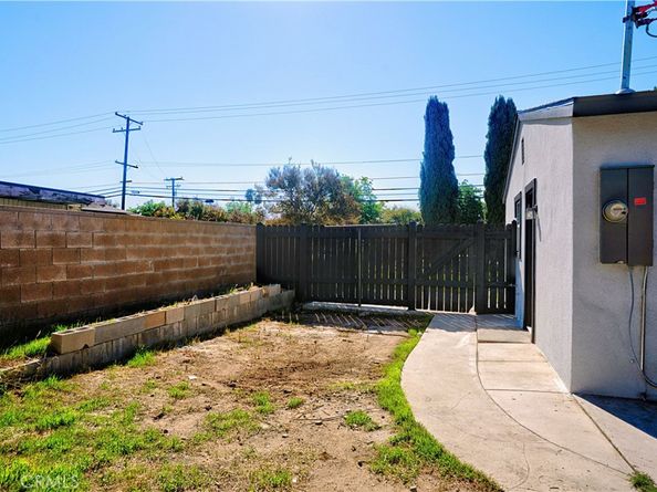 1381 E 5th, Ontario CA 91764