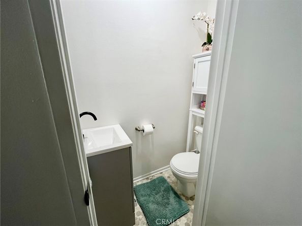 5829 Bowcroft 4, Los Angeles CA 90016