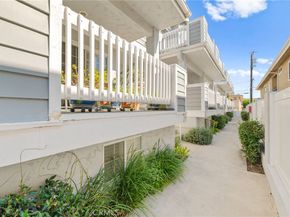 1534 Marcelina B, Torrance CA 90501