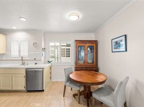 1534 Marcelina B, Torrance CA 90501