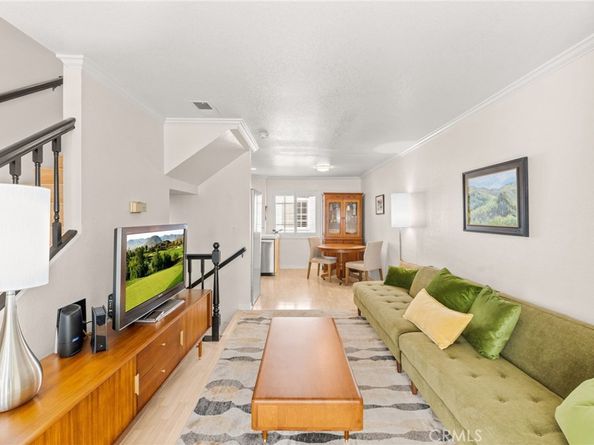 1534 Marcelina B, Torrance CA 90501
