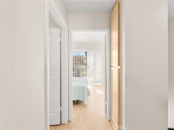 1534 Marcelina B, Torrance CA 90501