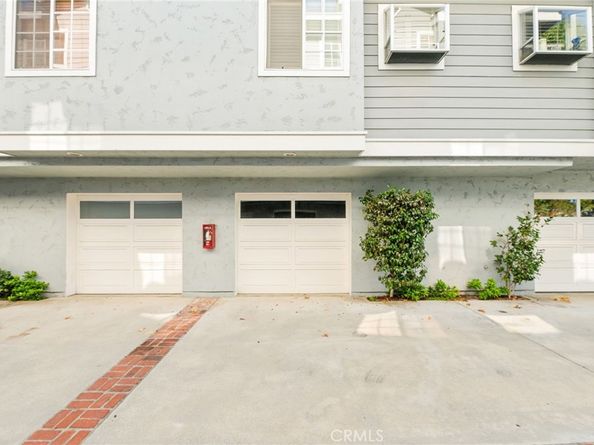 1534 Marcelina B, Torrance CA 90501