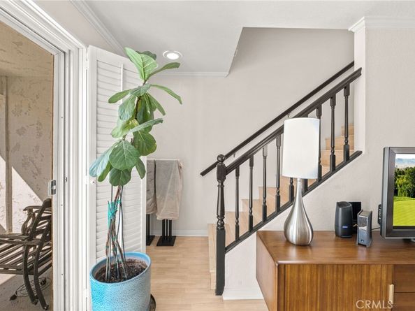 1534 Marcelina B, Torrance CA 90501
