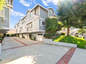 1534 Marcelina B, Torrance CA 90501