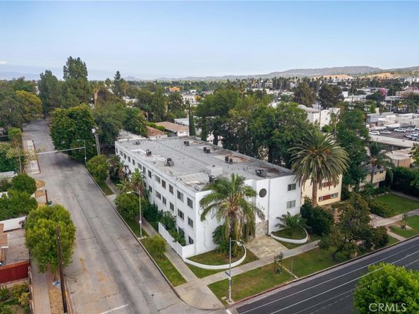 7254 Vassar Ave 308, Canoga Park CA 91303