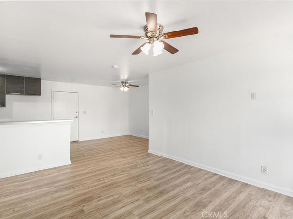 7254 Vassar Ave 308, Canoga Park CA 91303