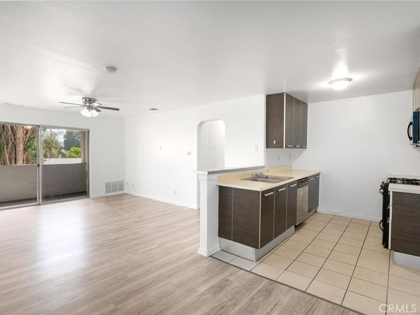 7254 Vassar Ave 308, Canoga Park CA 91303