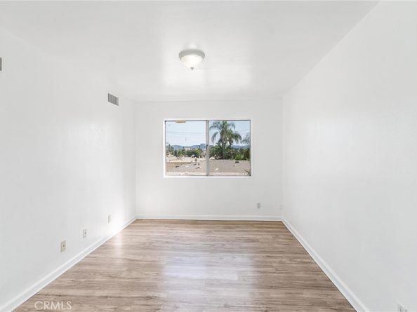 7254 Vassar Ave 308, Canoga Park CA 91303