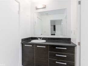 7254 Vassar Ave 308, Canoga Park CA 91303