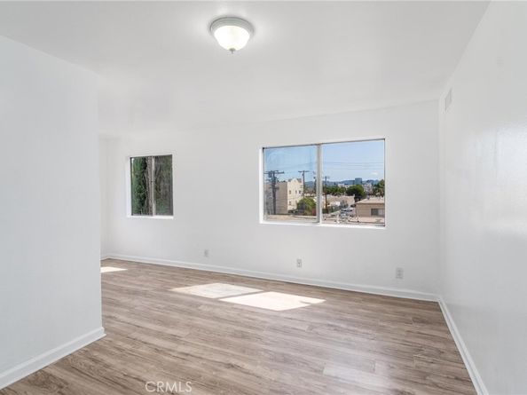 7254 Vassar Ave 308, Canoga Park CA 91303