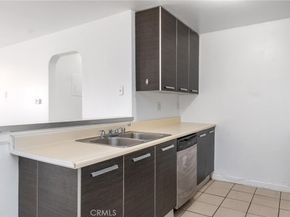 7254 Vassar Ave 308, Canoga Park CA 91303