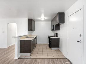 7254 Vassar Ave 308, Canoga Park CA 91303