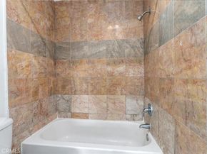 7254 Vassar Ave 308, Canoga Park CA 91303